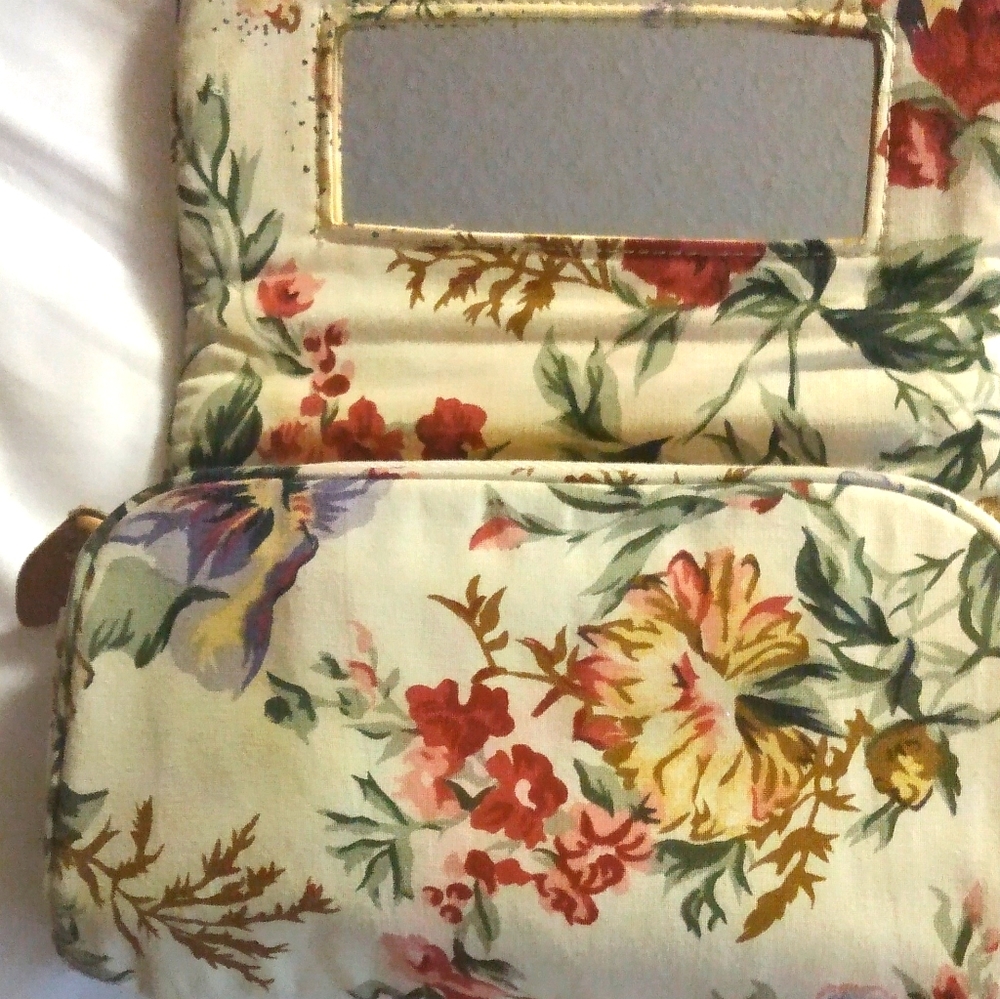 Ralph Lauren make-up bag